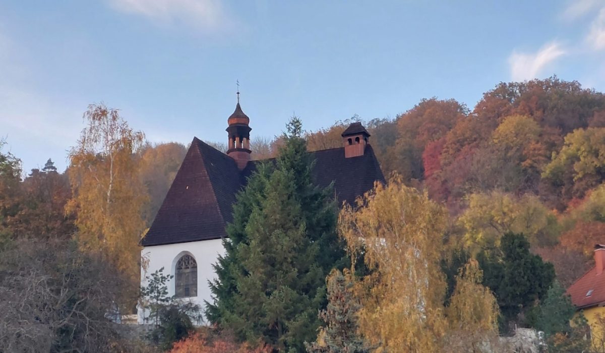 Obnova památky kostela sv. Anny v Krupce střecha hlavní